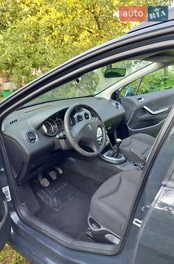 Универсал Peugeot 308 2009 в 