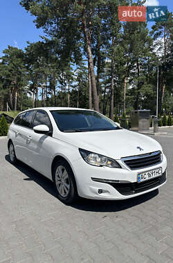 Универсал Peugeot 308 2015 в Маневичах
