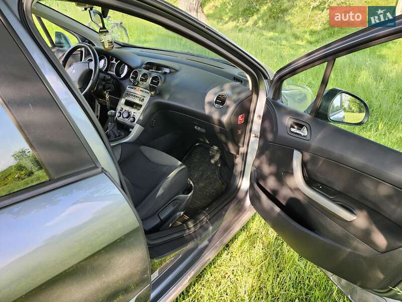 Хэтчбек Peugeot 308 2008 в Дубно фото 31 Хэтчбек Peugeot 308 2008 в Дубно