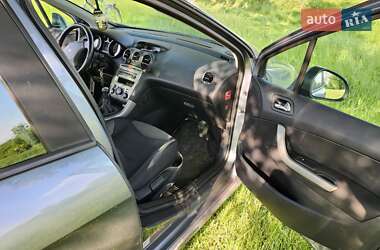 Хэтчбек Peugeot 308 2008 в 