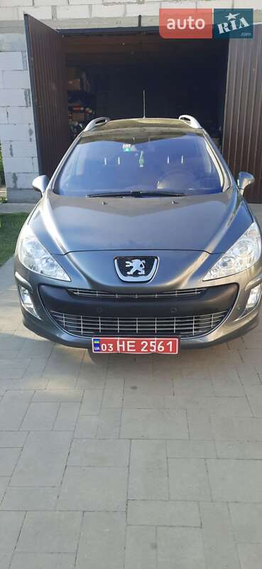 Універсал Peugeot 308 2010 в Луцьку