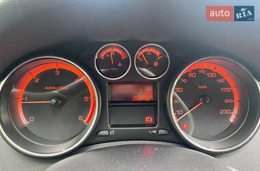 Хэтчбек Peugeot 308 2012 в 