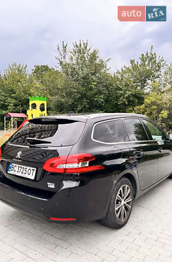 Універсал Peugeot 308 2015 в Львові