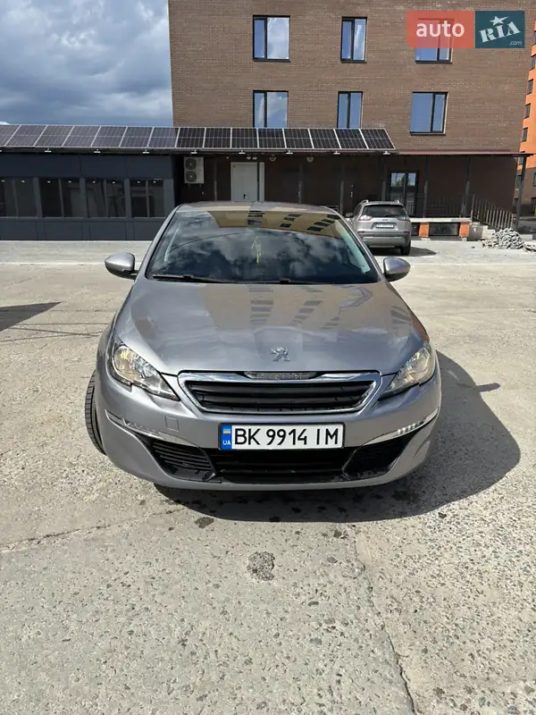 Peugeot 308 2015