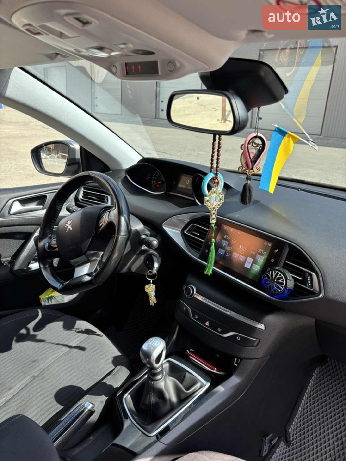 2015 Peugeot 308 - мініатюра 17