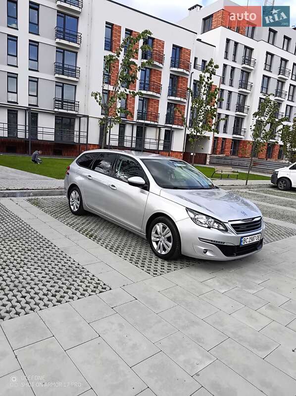 Peugeot 308 2015