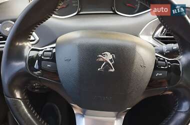 Универсал Peugeot 308 2014 в Кривом Роге