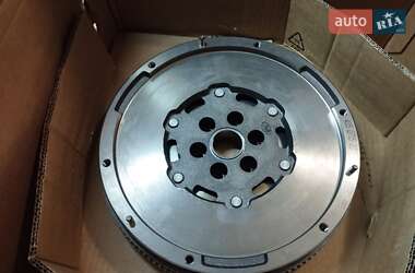 Универсал Peugeot 308 2014 в Кривом Роге