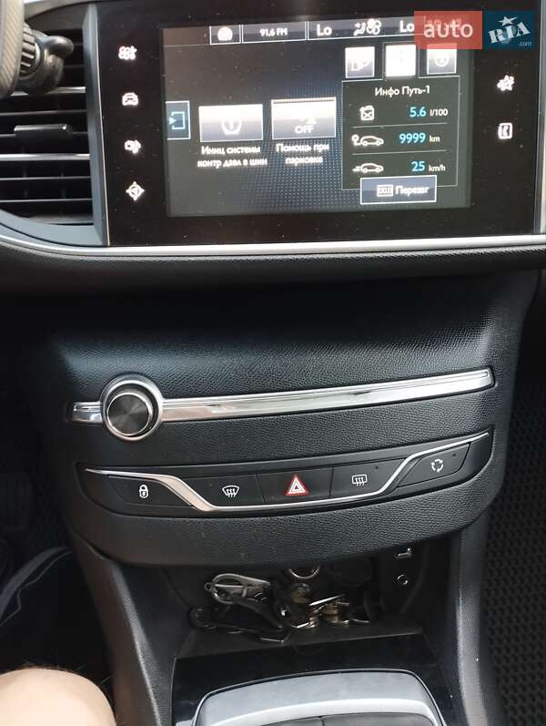 Универсал Peugeot 308 2014 в Кривом Роге