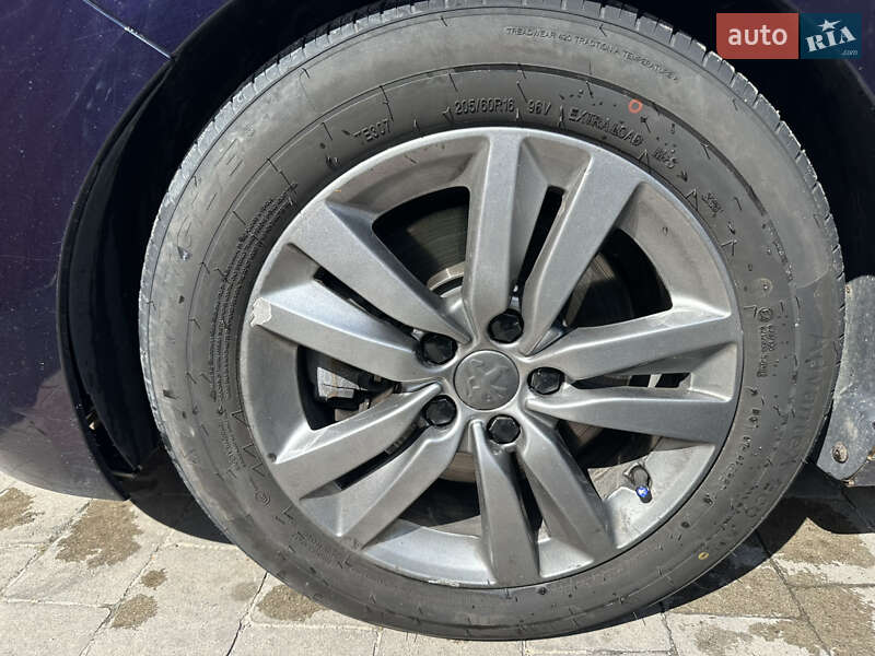 Універсал Peugeot 308 2015 в Бродах фото 25 Універсал Peugeot 308 2015 в Бродах