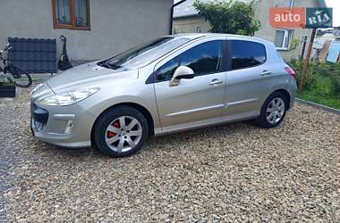 Хэтчбек Peugeot 308 2007 в Самборе