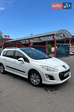 Хэтчбек Peugeot 308 2011 в Львове