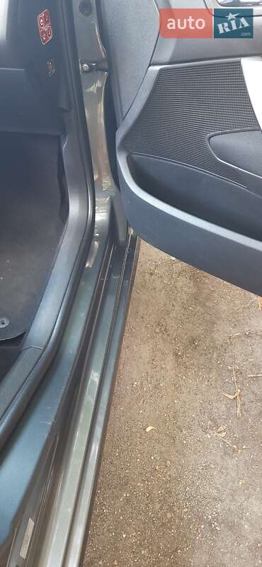 Хэтчбек Peugeot 308 2010 в Запорожье фото 15 Хэтчбек Peugeot 308 2010 в Запорожье