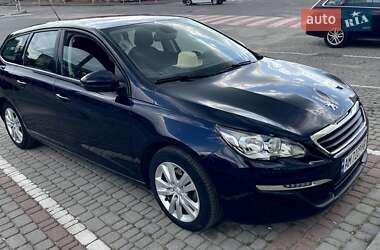 Універсал Peugeot 308 2015 в Звягелі