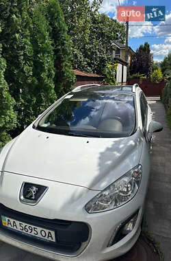Универсал Peugeot 308 2013 в Киеве