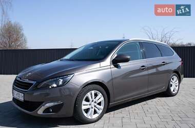 Універсал Peugeot 308 2015 в Брошневі-Облозі