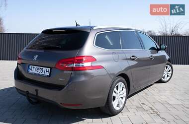 Універсал Peugeot 308 2015 в Брошневі-Облозі