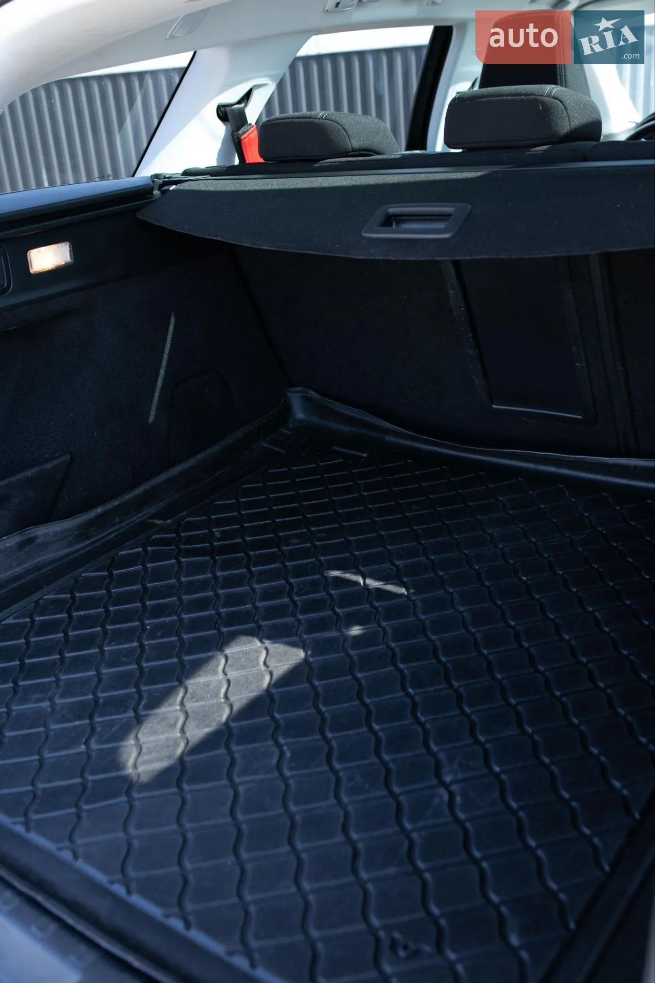 2015 Peugeot 308 - мініатюра 27