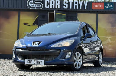Хетчбек Peugeot 308 2008 в Стрию