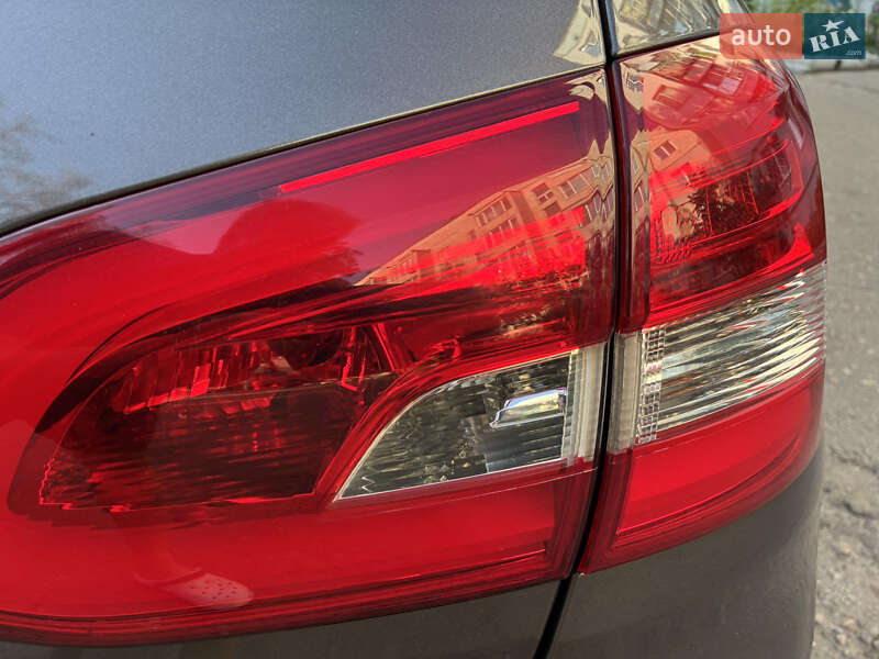 Универсал Peugeot 308 2014 в Чугуеве фото 14 Универсал Peugeot 308 2014 в Чугуеве