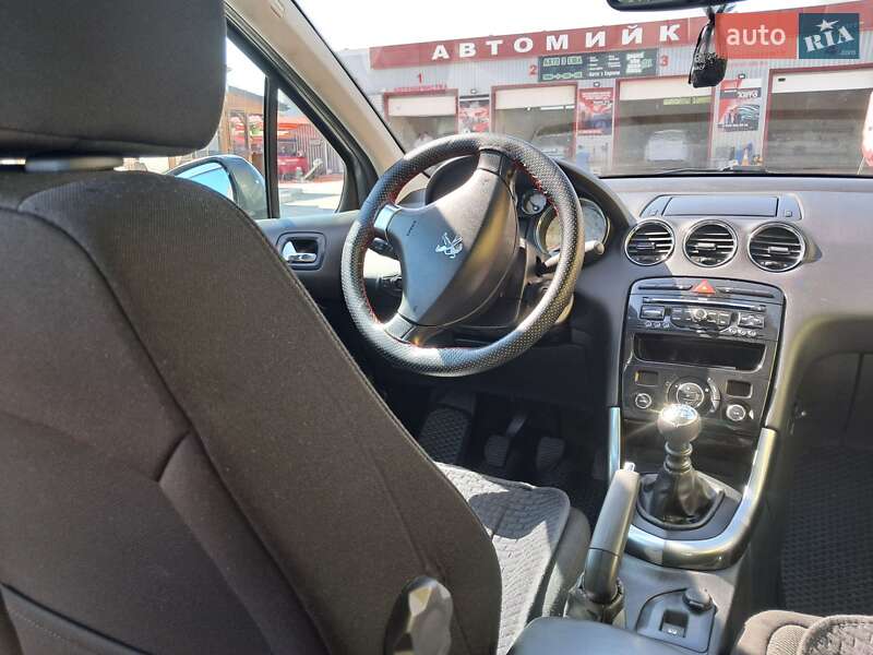 Хетчбек Peugeot 308 2011 в Вараші фото 4 Хетчбек Peugeot 308 2011 в Вараші
