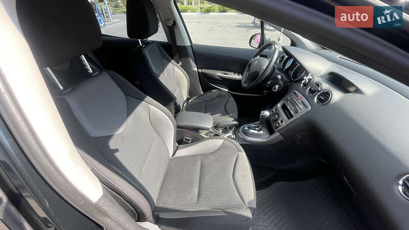 Хетчбек Peugeot 308 2011 в Дніпрі фото 5 Хетчбек Peugeot 308 2011 в Дніпрі