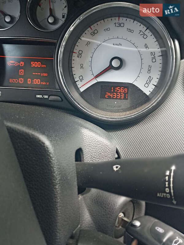 Універсал Peugeot 308 2012 в Новояворівську