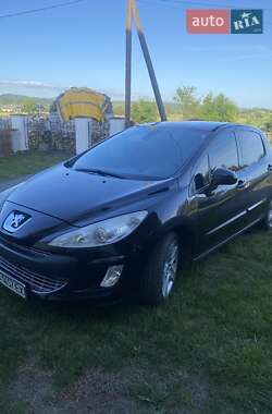 Хетчбек Peugeot 308 2008 в Жидачові