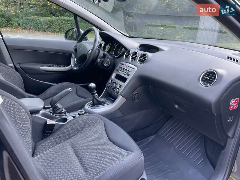 Универсал Peugeot 308 2010 в Львове фото 16 Универсал Peugeot 308 2010 в Львове