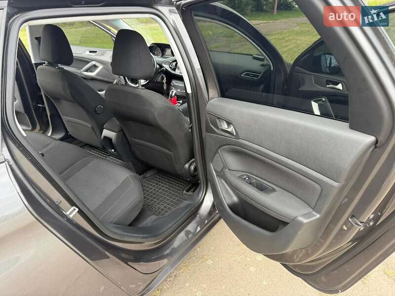 Універсал Peugeot 308 2016 в Ладижині