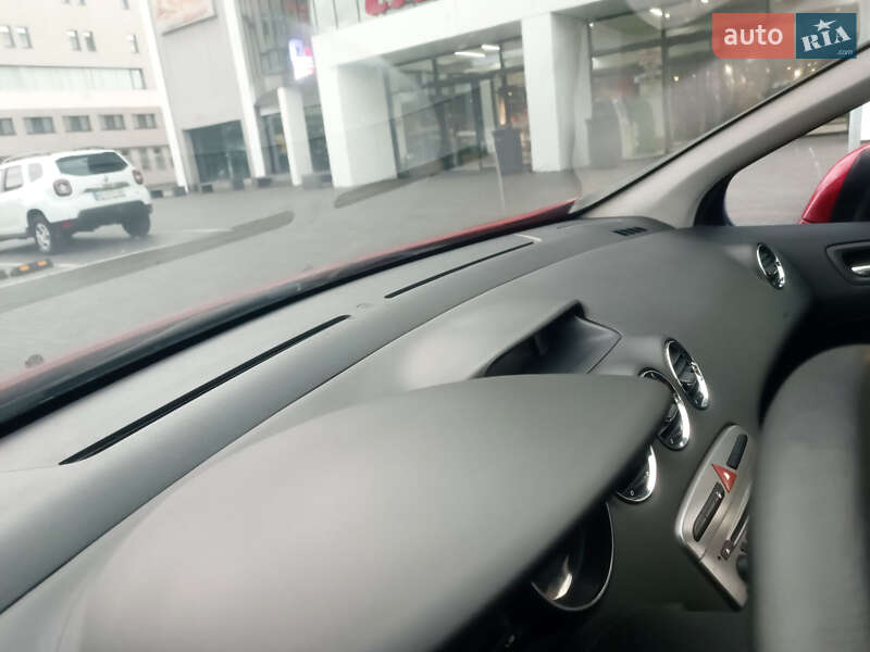 Хетчбек Peugeot 308 2008 в Кам'янському фото 19 Хетчбек Peugeot 308 2008 в Кам'янському