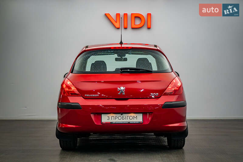 Хэтчбек Peugeot 308 2008 в Киеве