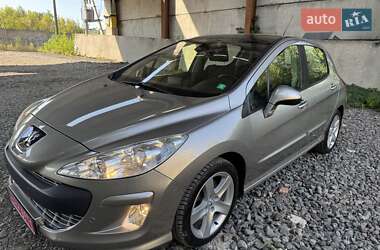 Хетчбек Peugeot 308 2010 в Луцьку