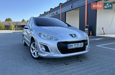 Хетчбек Peugeot 308 2011 в Вінниці
