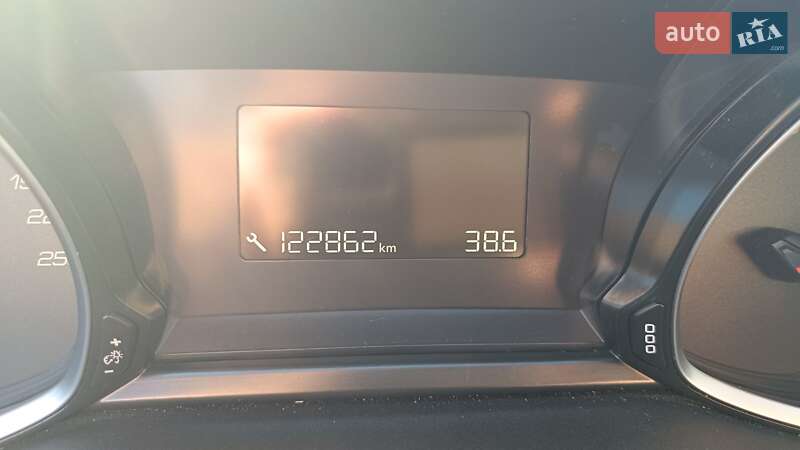 Хэтчбек Peugeot 308 2020 в Киеве фото 15 Хэтчбек Peugeot 308 2020 в Киеве