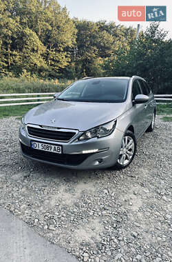 Универсал Peugeot 308 2015 в Калуше
