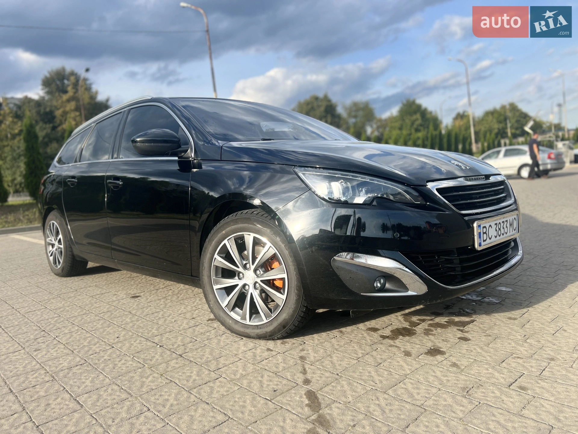 2017 Peugeot 308 - фото 1