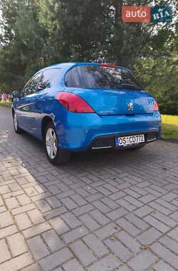 Хэтчбек Peugeot 308 2008 в 