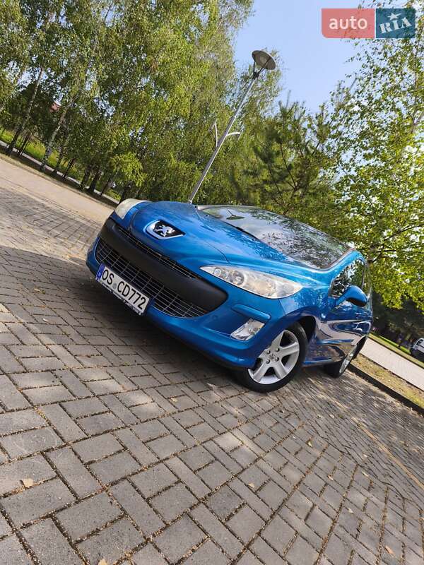 Хетчбек Peugeot 308 2008 в Дрогобичі