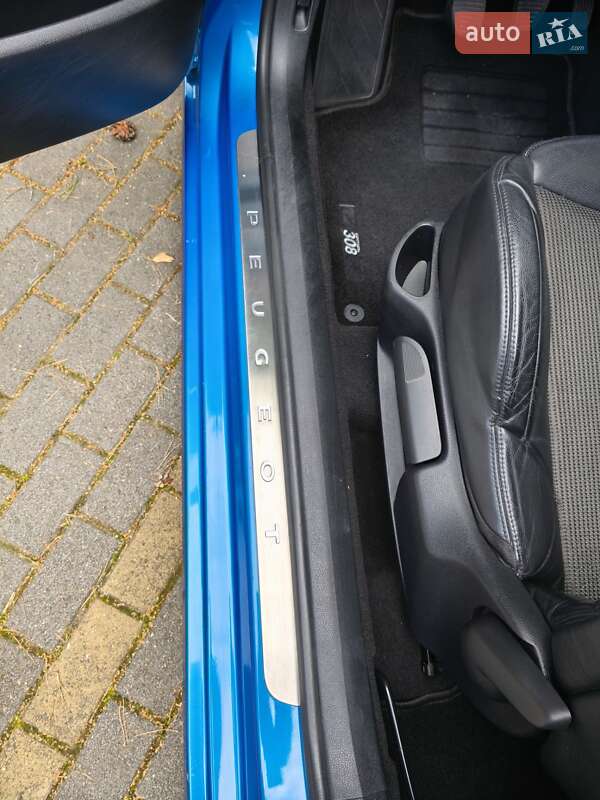 Хетчбек Peugeot 308 2008 в Дрогобичі