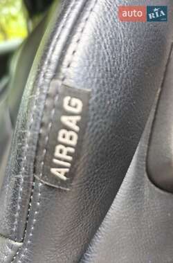 Хэтчбек Peugeot 308 2008 в 