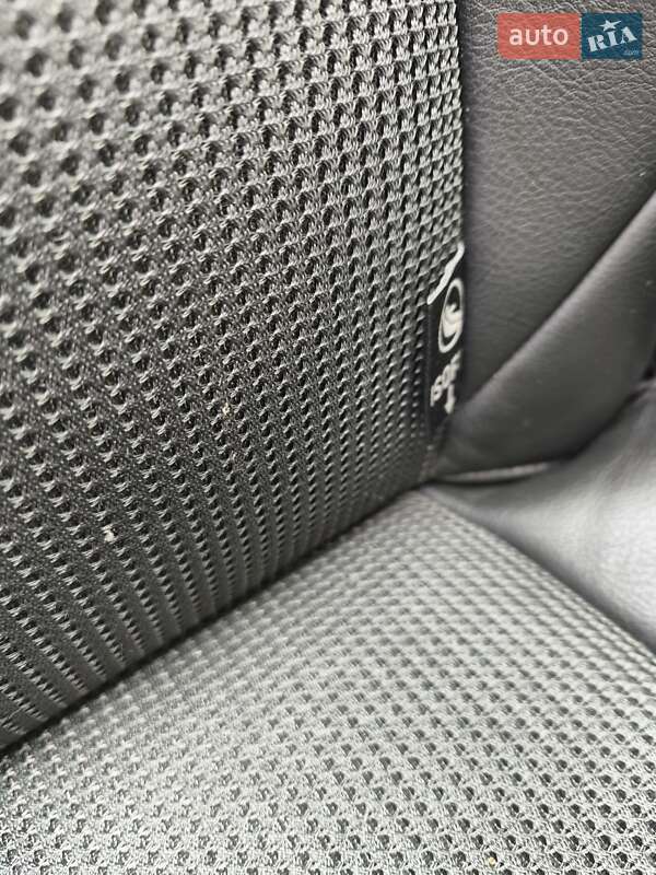 Хетчбек Peugeot 308 2008 в Дрогобичі