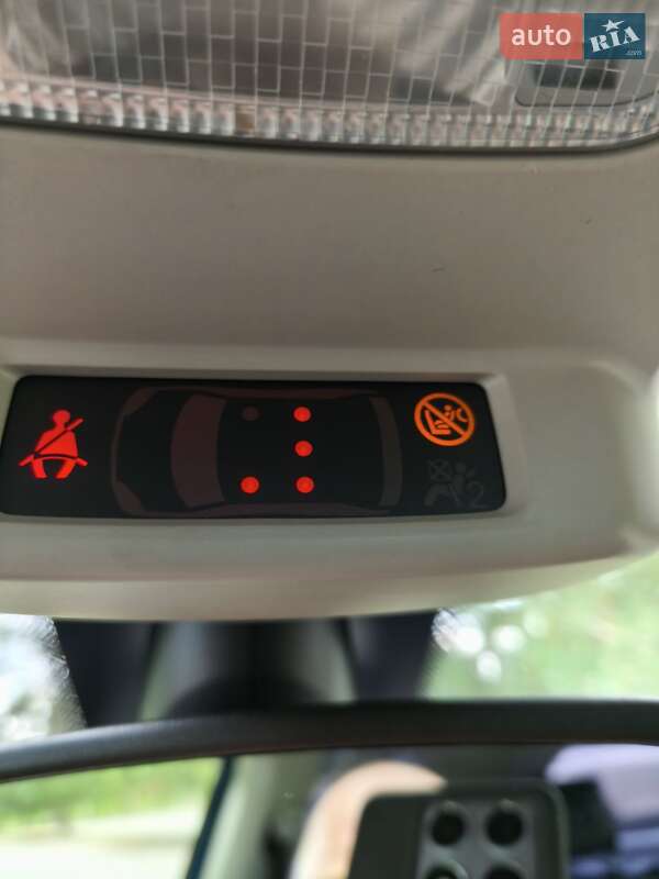 Хетчбек Peugeot 308 2008 в Дрогобичі