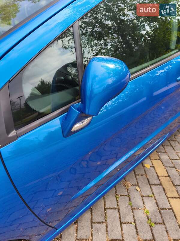 Хетчбек Peugeot 308 2008 в Дрогобичі