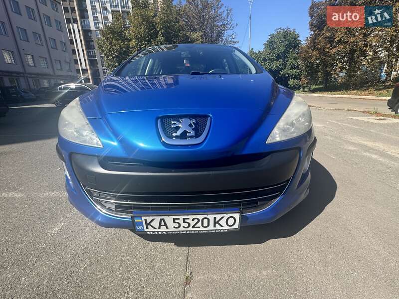 Хетчбек Peugeot 308 2008 в Києві