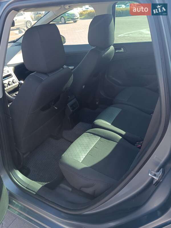 Універсал Peugeot 308 2010 в Житомирі