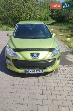 Хетчбек Peugeot 308 2008 в Старокостянтинові
