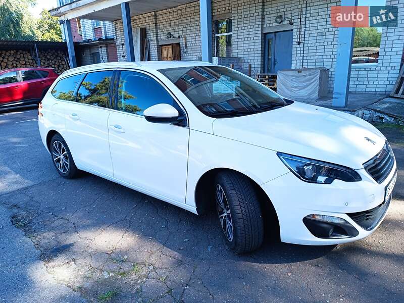 Універсал Peugeot 308 2014 в Чернігові
