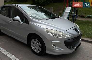 Хэтчбек Peugeot 308 2008 в Тернополе