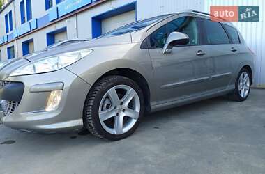Універсал Peugeot 308 2010 в Кутах